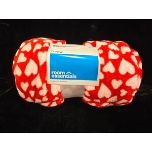 2-Pack *Room Essentials" Heart Throw Blankets - 50" x 60" - NWT